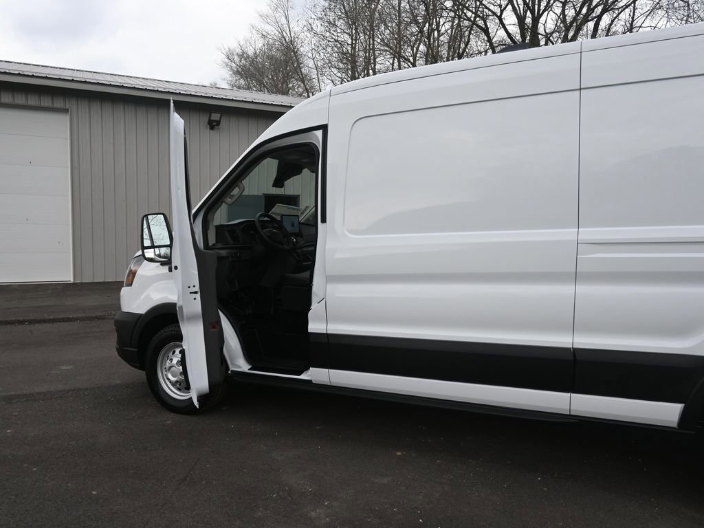 New 2026 Ford Transit 250 148 Medium Roof Extended AWD image 33