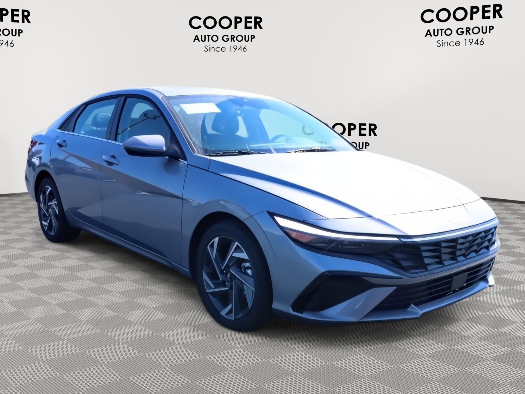 New 2025 Hyundai Elantra Limited image 1