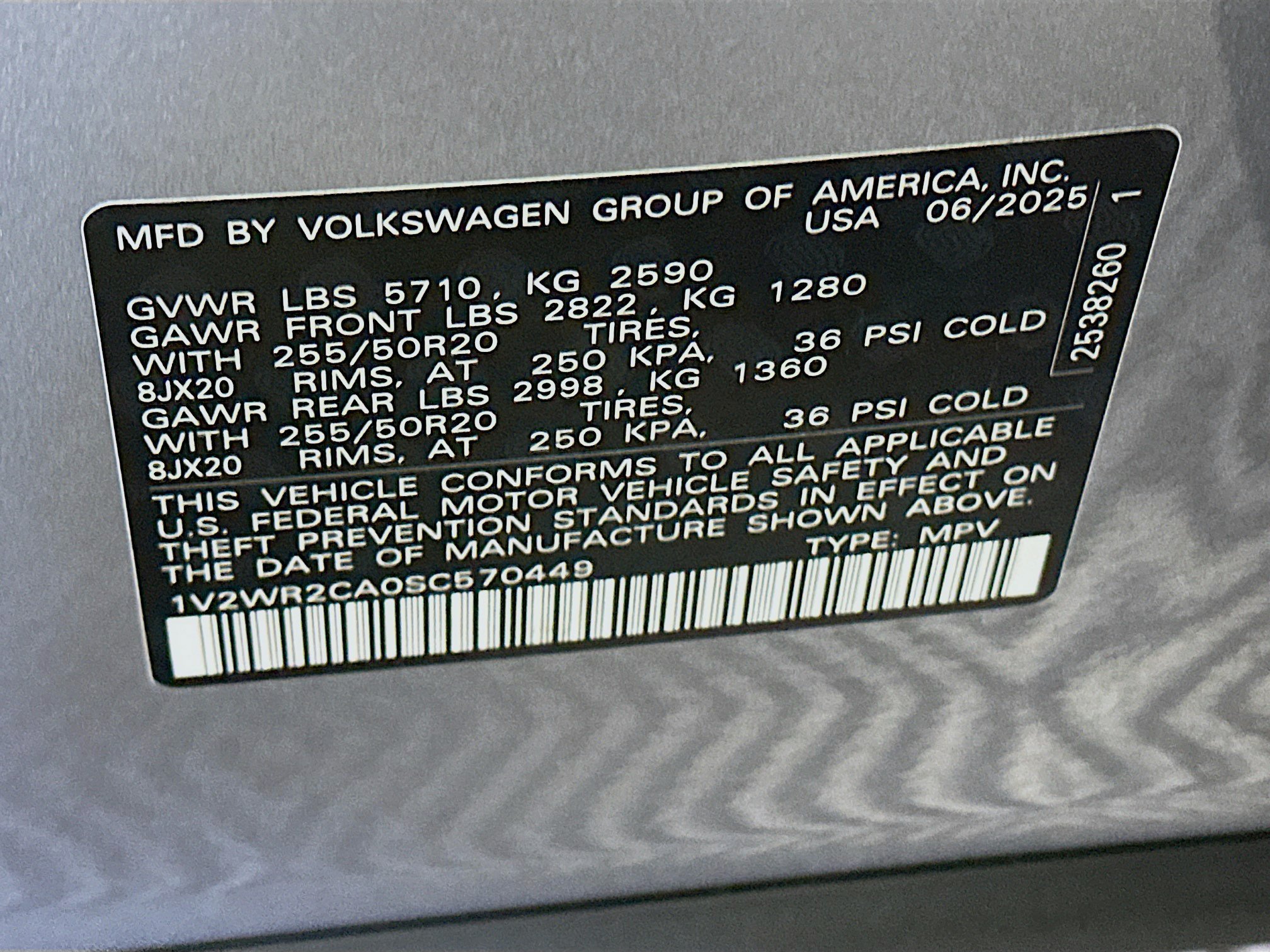 Used 2025 Volkswagen Atlas SE FWD image 12
