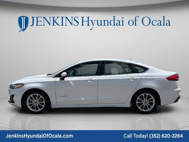 Used 2019 Ford Fusion SE FWD image 6