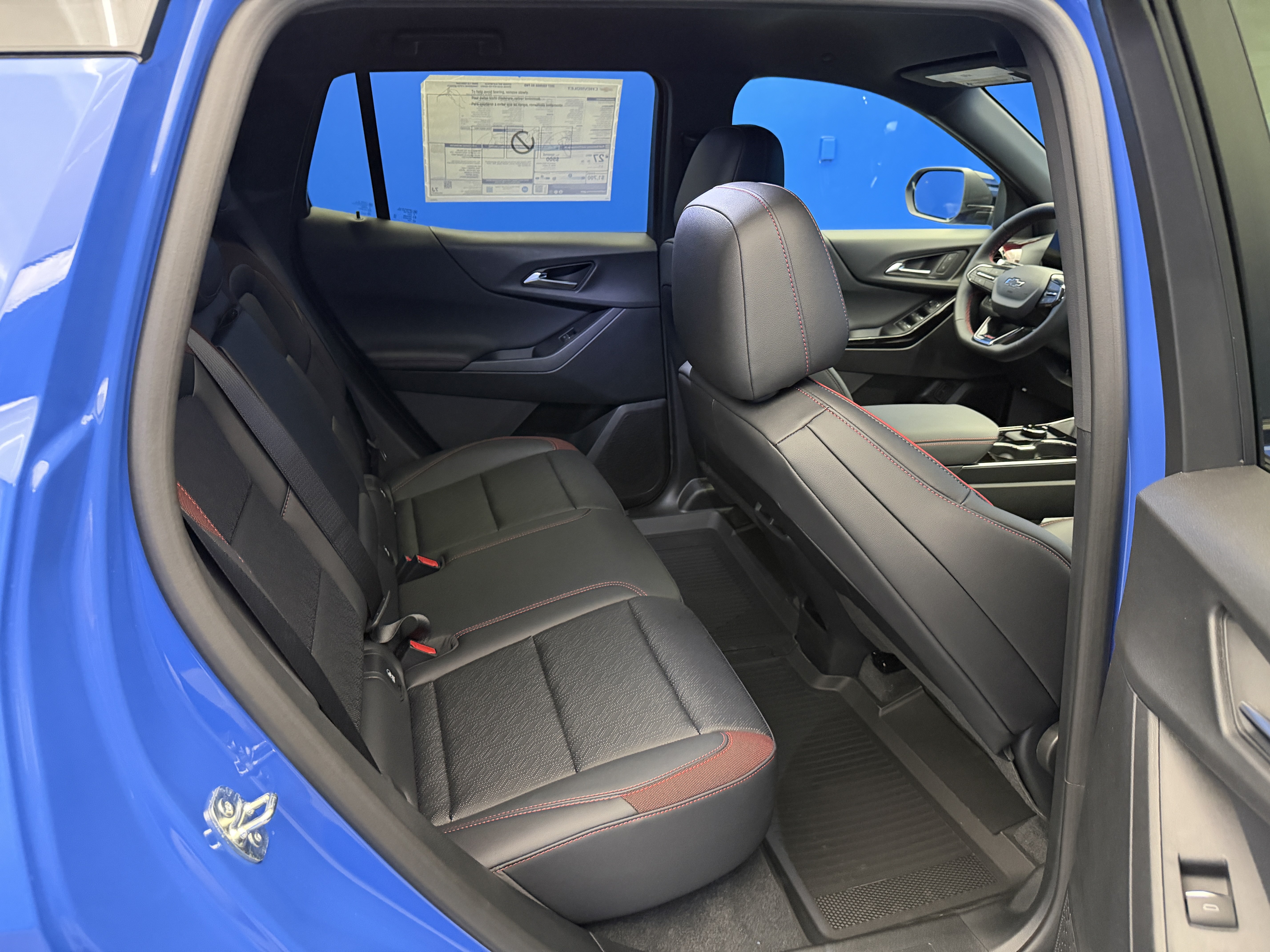 New 2027 Chevrolet Equinox RS w/ Safety and Technology Package FWD image 27