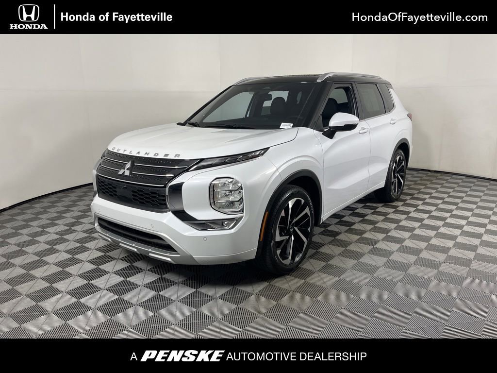 Used 2024 Mitsubishi Outlander SEL video 1