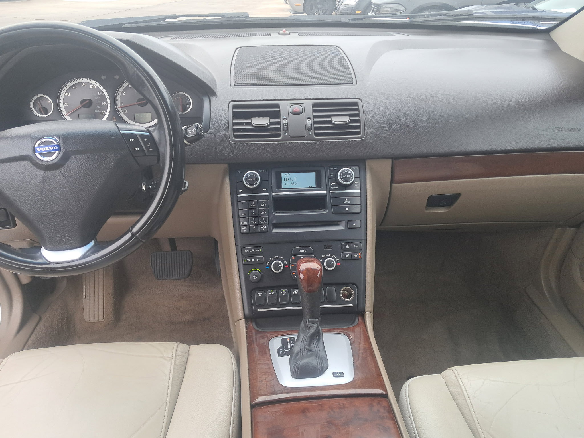 Used 2014 Volvo XC90 3.2 FWD image 11
