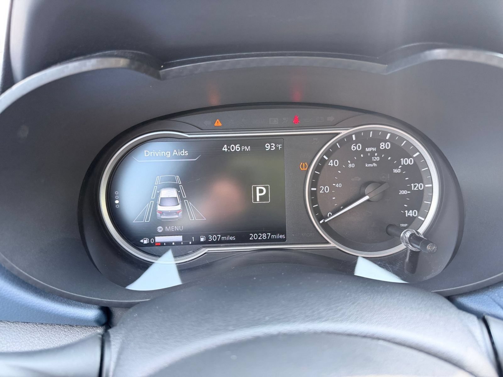 Used 2025 Nissan Versa SV FWD image 38
