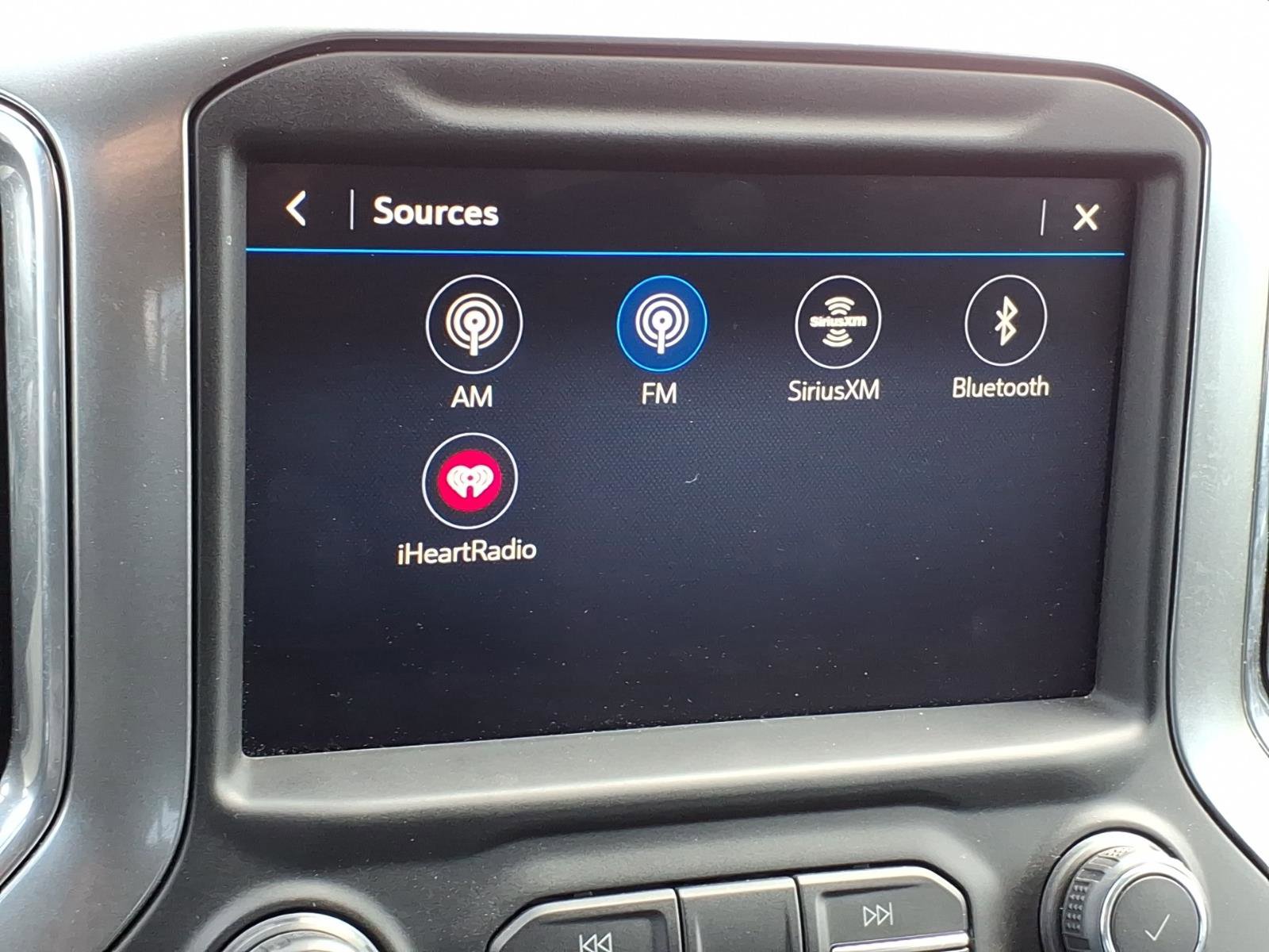 Used 2020 Chevrolet Silverado 1500 LT w/ All-Star Edition image 19