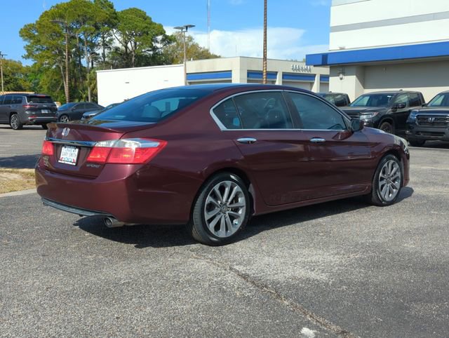 Used 2015 Honda Accord Sport image 4
