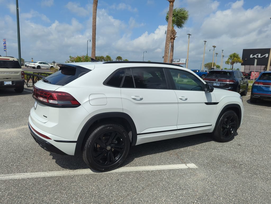 New 2026 Volkswagen Atlas Cross Sport SEL R-Line AWD/4WD image 5