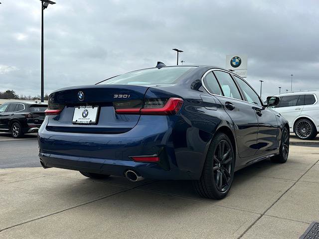Used 2020 BMW 330i xDrive Sedan w/ Premium Package image 9