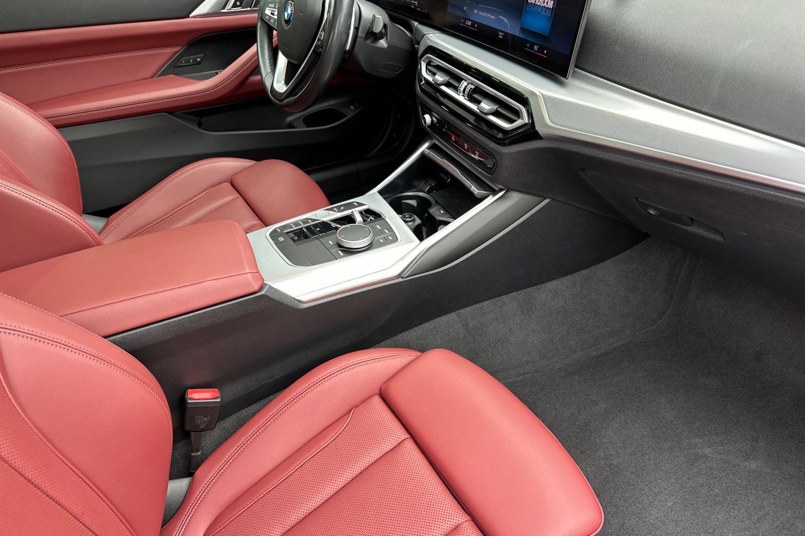 Used 2024 BMW 430i Coupe w/ Convenience Package RWD image 12