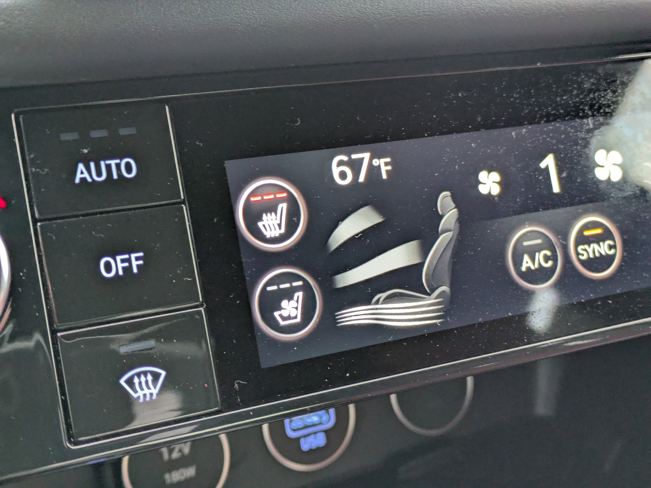 Used 2024 Genesis G70 3.3T Advanced image 24