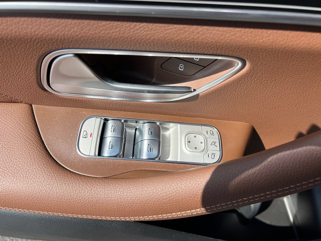 New 2026 Mercedes-Benz GLS 450 4MATIC image 11