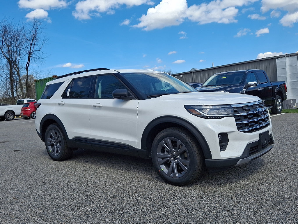 New 2026 Ford Explorer Active w/ Active Comfort Package