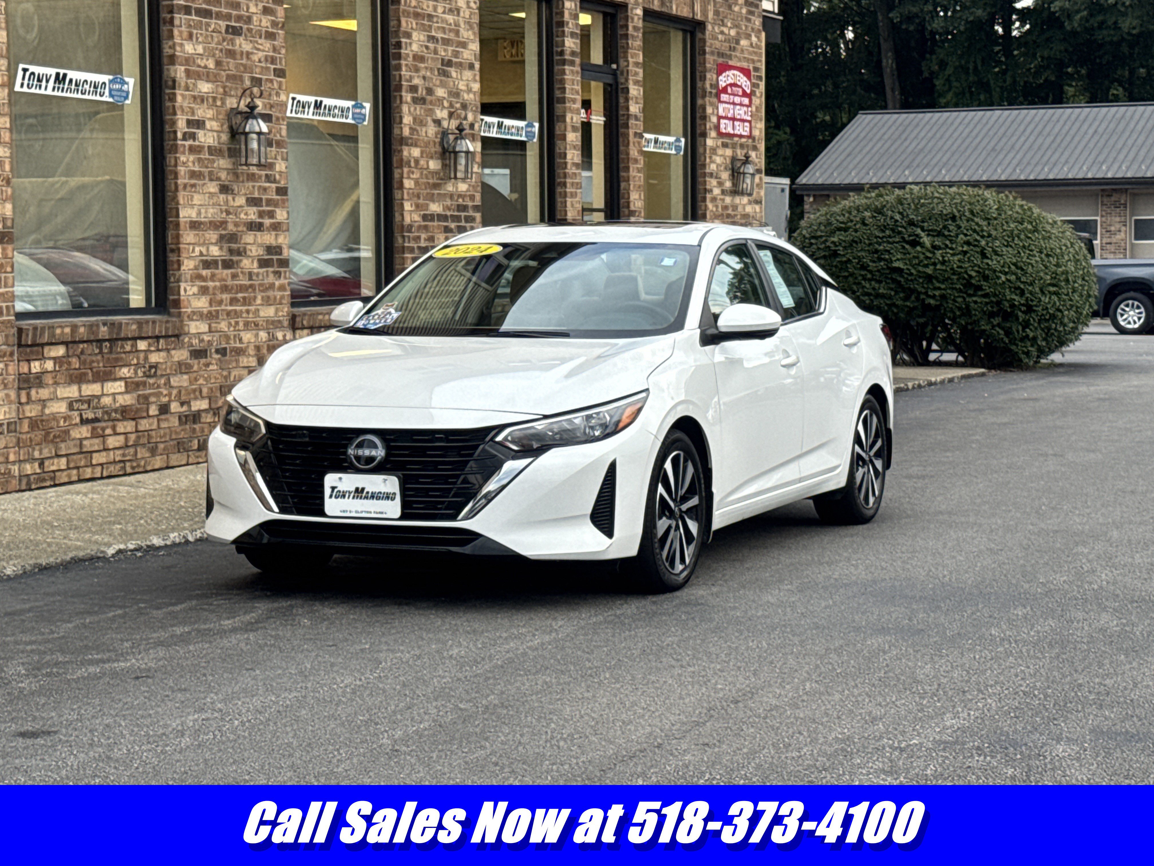Used 2024 Nissan Sentra SV w/ SV Premium Package FWD image 1