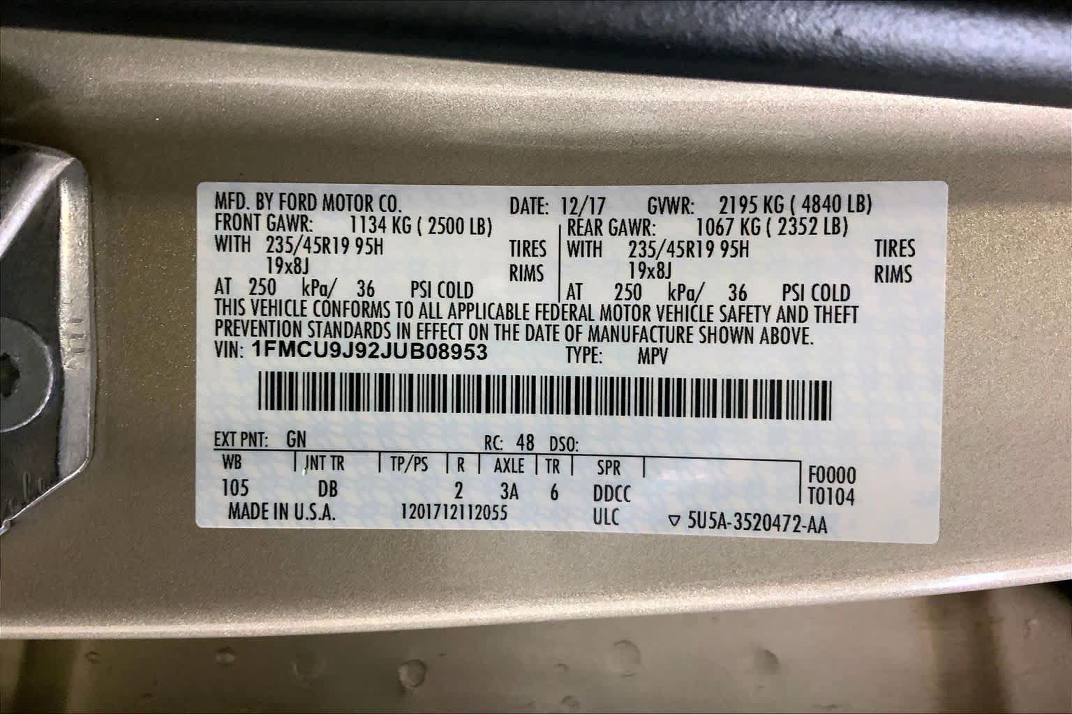 Used 2018 Ford Escape Titanium w/ Ford Safe & Smart Package AWD/4WD image 36
