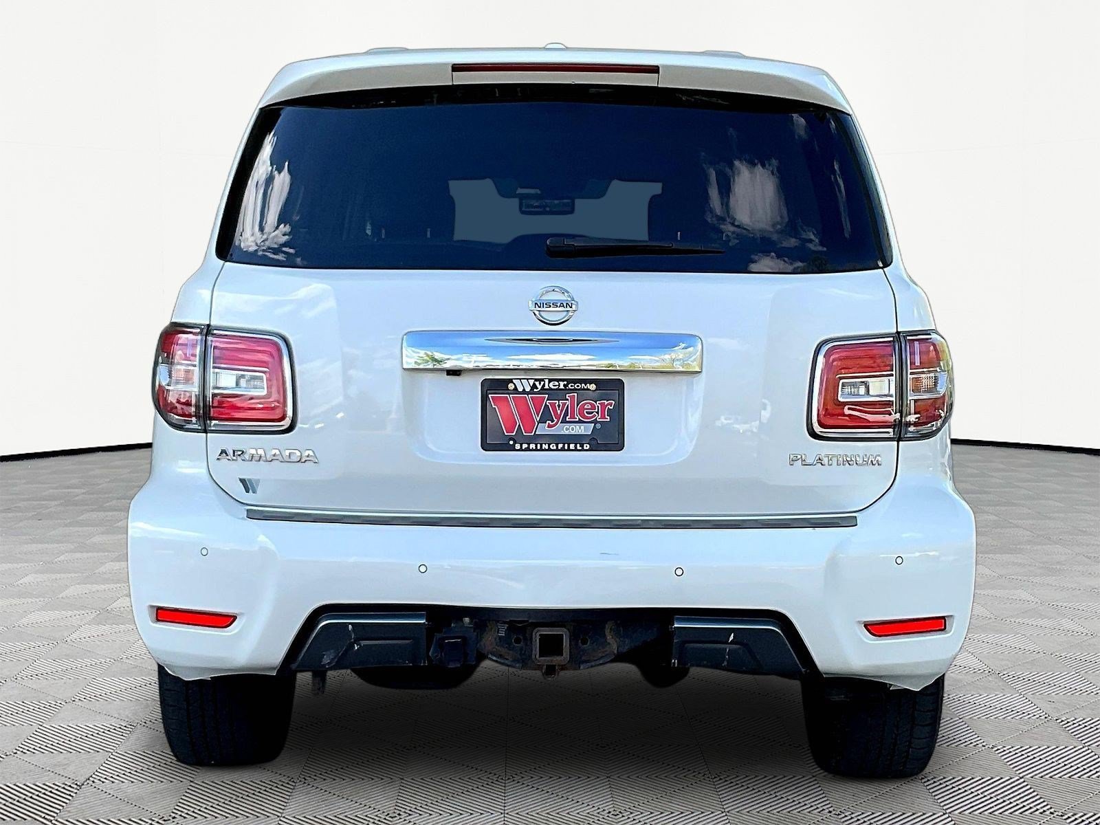 Used 2020 Nissan Armada Platinum w/ Captain's Chairs Package AWD/4WD image 5
