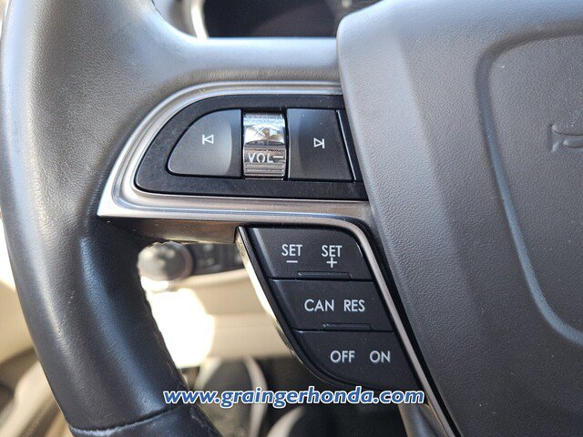 Used 2019 Lincoln Nautilus Select w/ Cargo Utility Package FWD image 19