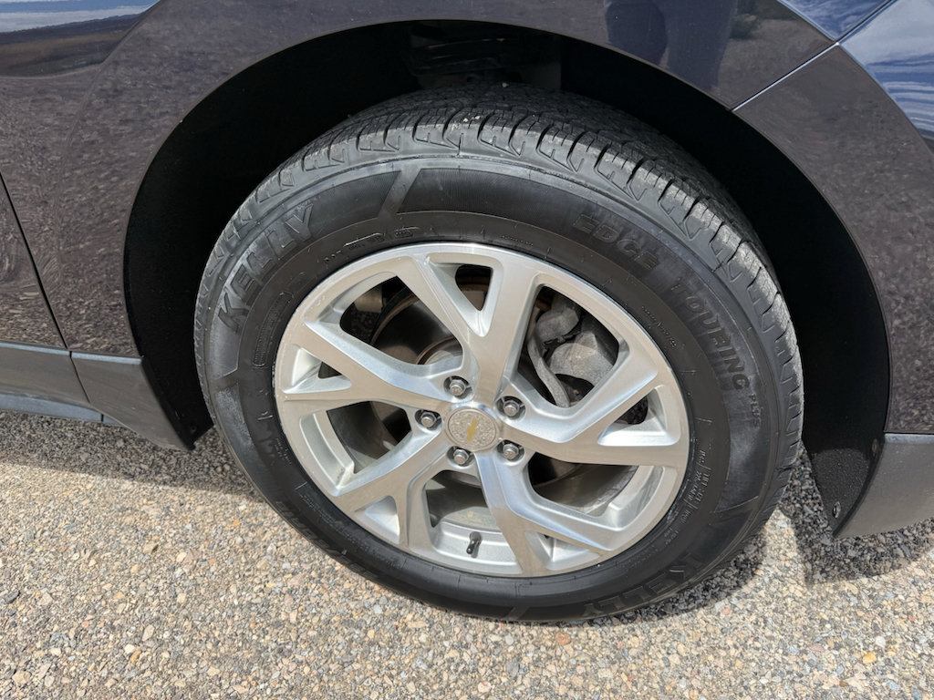 Used 2020 Chevrolet Equinox LT AWD/4WD image 9