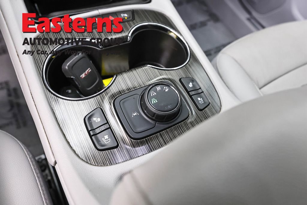 Used 2021 GMC Acadia SLT w/ Preferred Package image 21