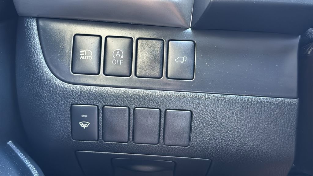 Used 2017 Toyota Highlander SE AWD/4WD image 17