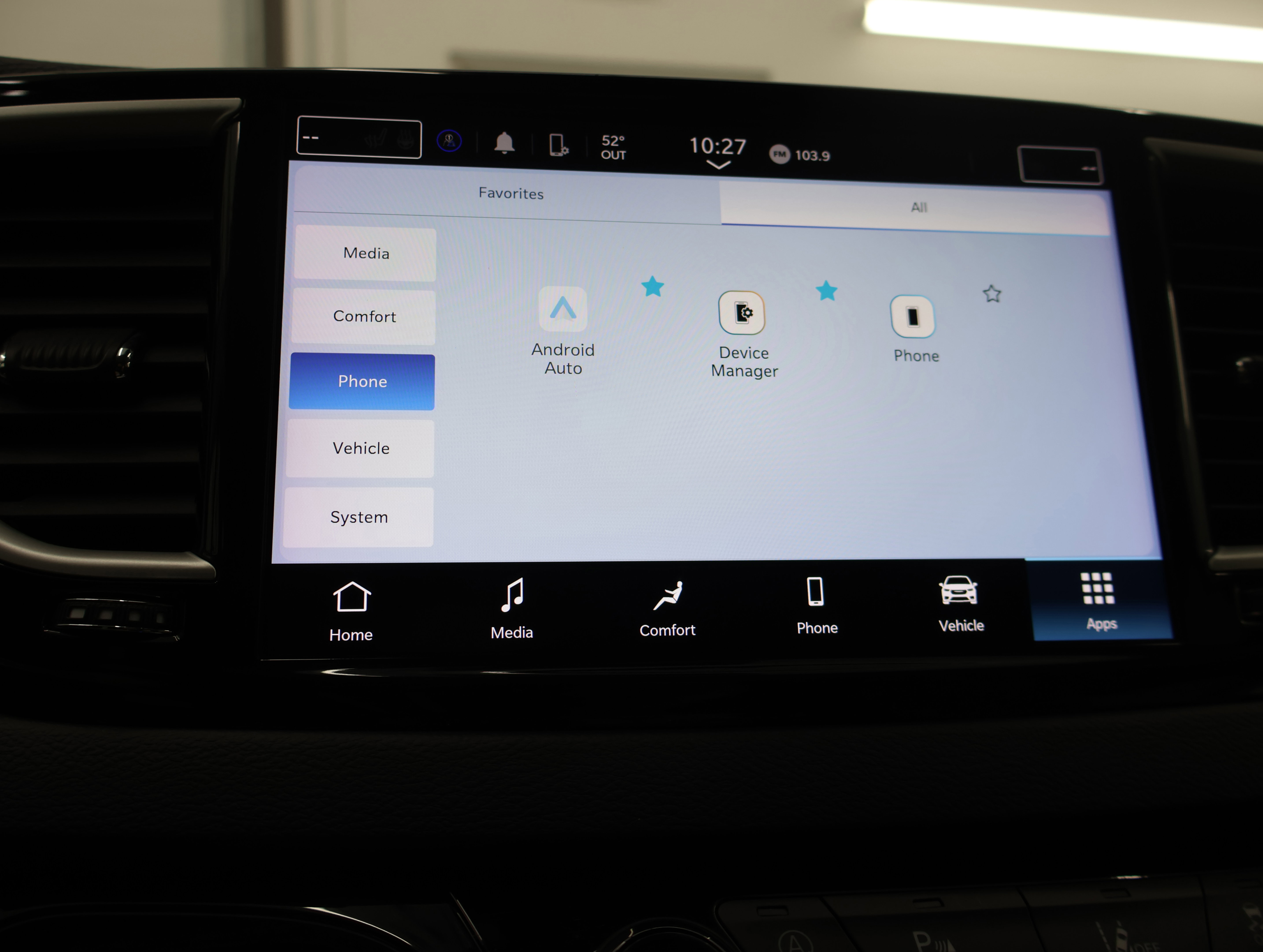 Used 2024 Chrysler Pacifica Touring-L image 58