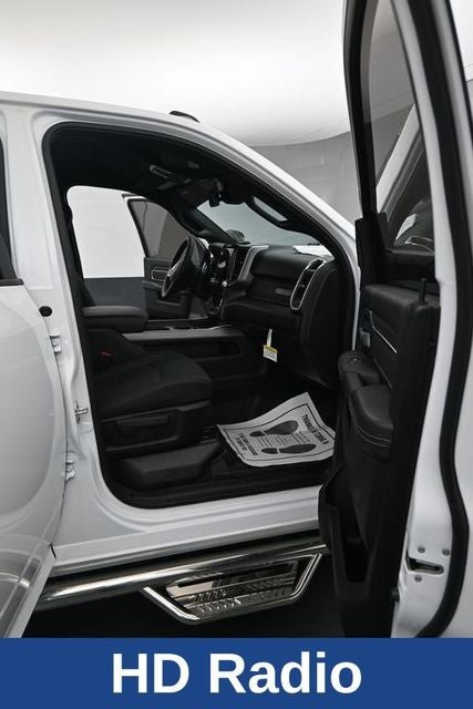 Used 2025 RAM 3500 Big Horn AWD/4WD image 15