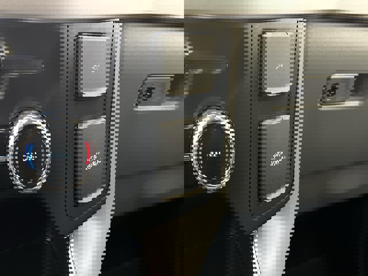 Certified 2024 Ford F150 XLT w/ Mobile Office Package image 22