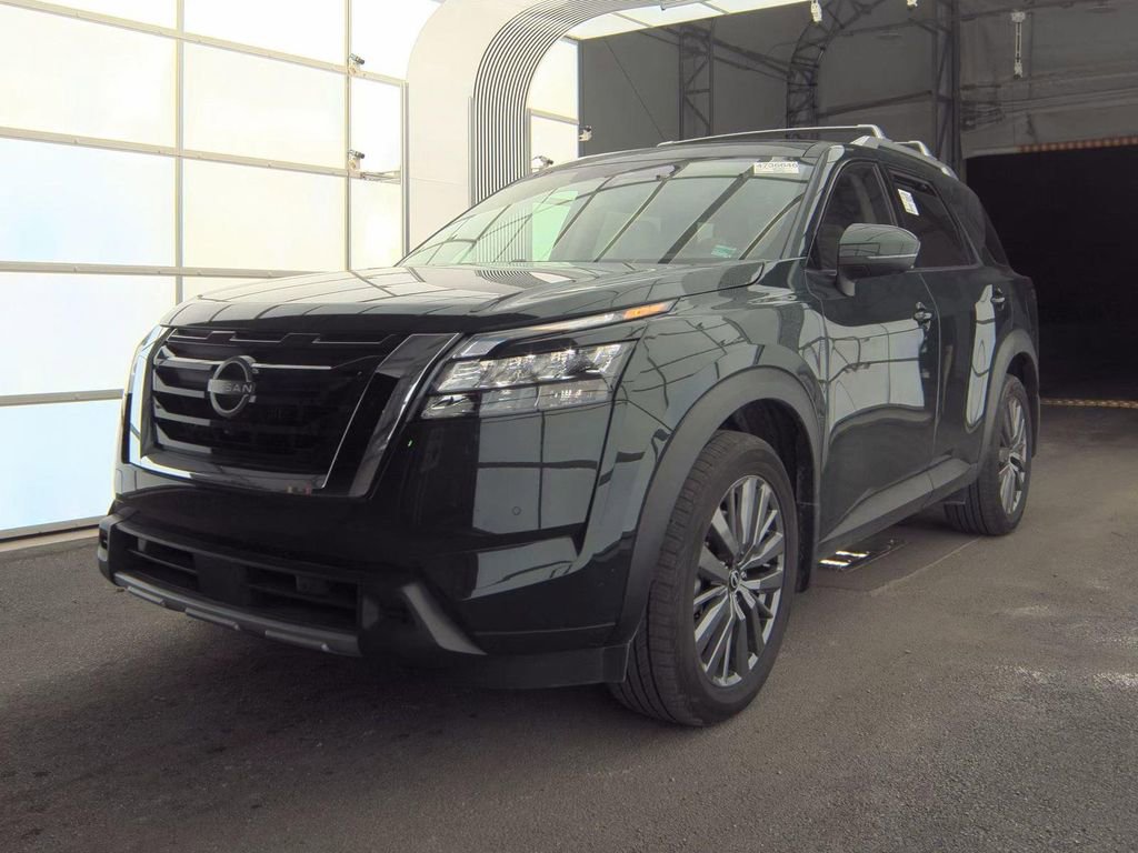 Certified 2025 Nissan Pathfinder SL w/ SL Premium Package image 2