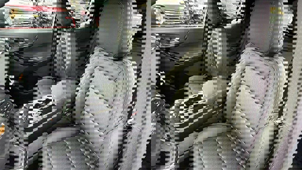 New 2026 Chevrolet Equinox LT image 15