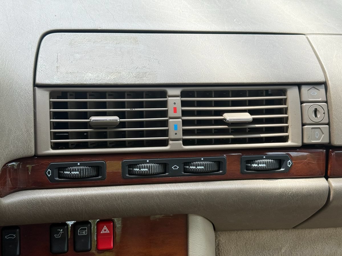 Used 1998 Mercedes-Benz S 320 image 15