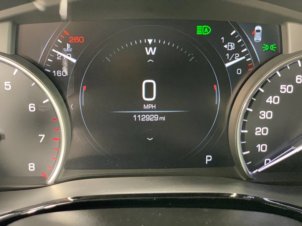 Used 2019 Cadillac XT5 Platinum AWD/4WD image 23