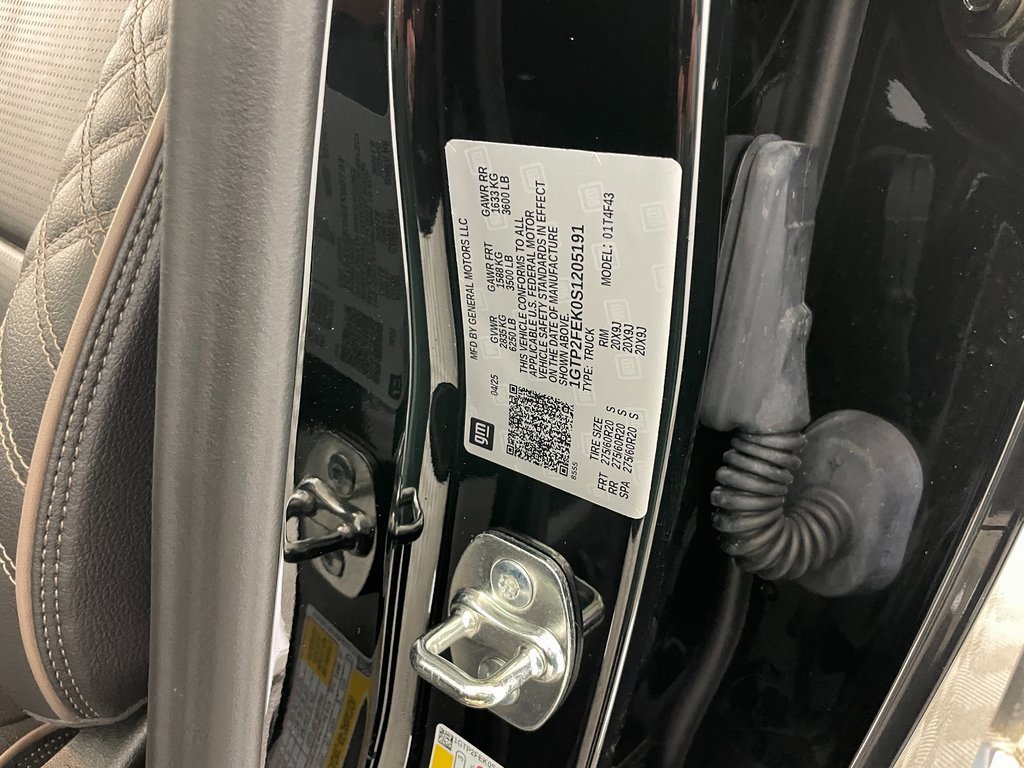 Used 2025 GMC Canyon Denali image 38