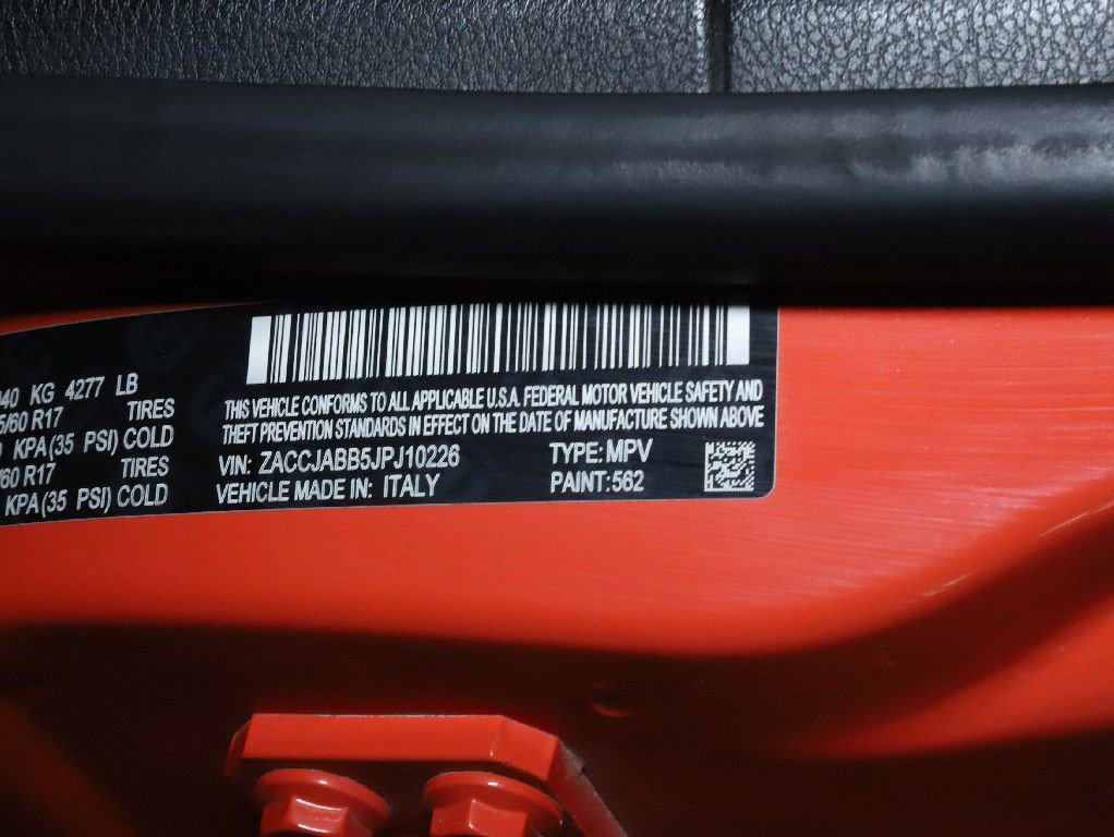 Used 2018 Jeep Renegade Latitude FWD image 20