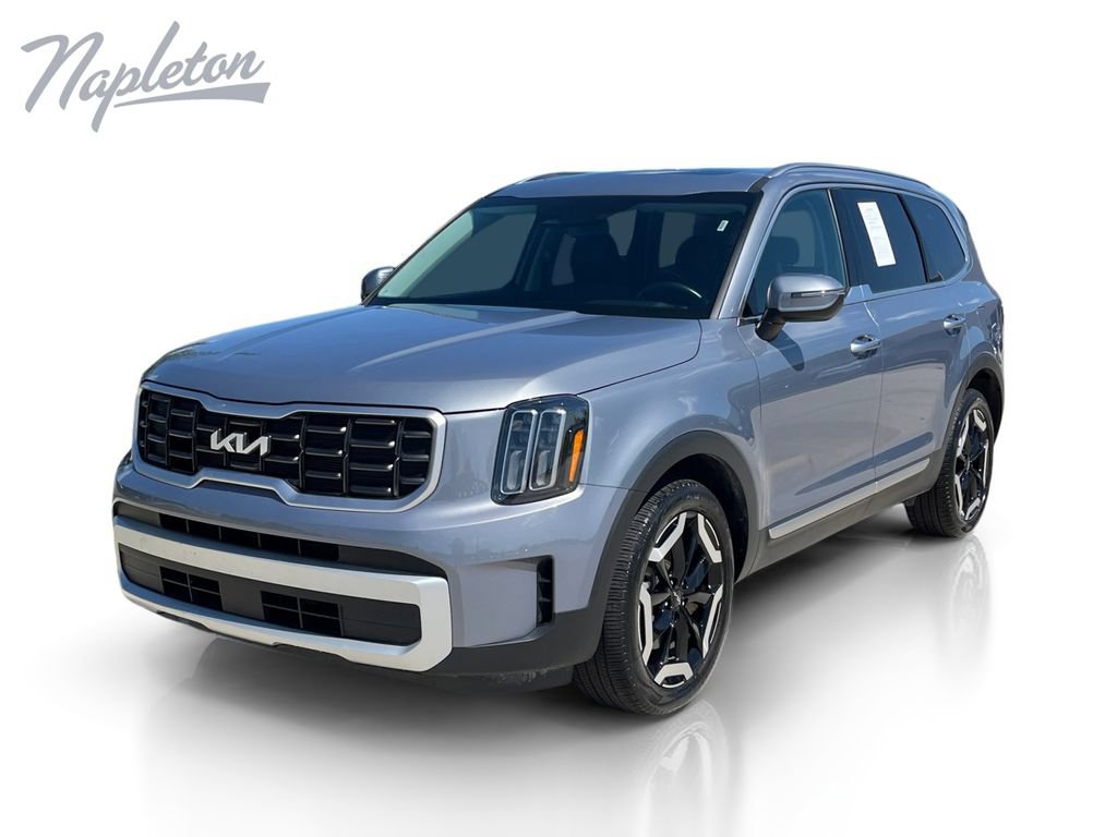 Used 2025 Kia Telluride S AWD/4WD image 1