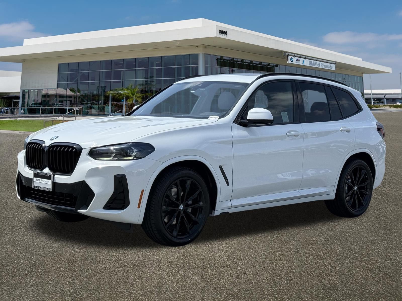 Certified 2024 BMW X3 sDrive30i w/ M Sport Package RWD image 4