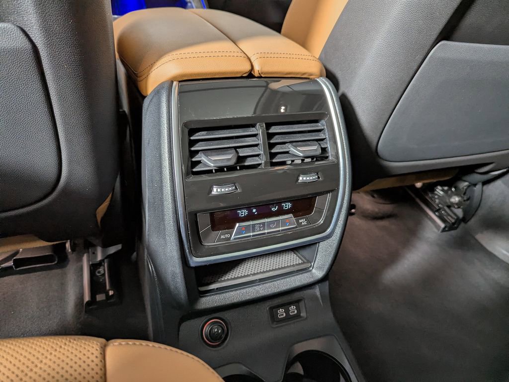 Certified 2023 BMW X7 xDrive40i w/ Premium Package image 53