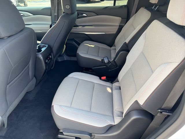 Certified 2026 Chevrolet Traverse LT w/ Driver Confidence Package FWD image 21