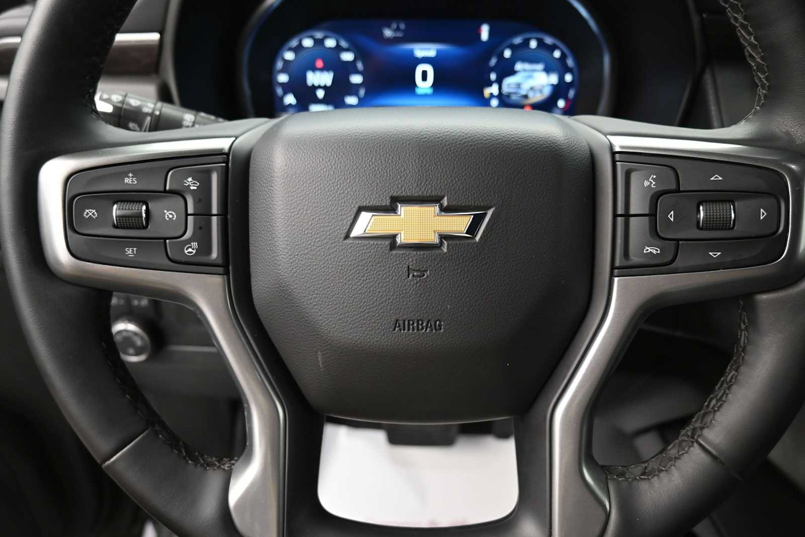 Used 2024 Chevrolet Tahoe LT w/ Luxury Package AWD/4WD image 6
