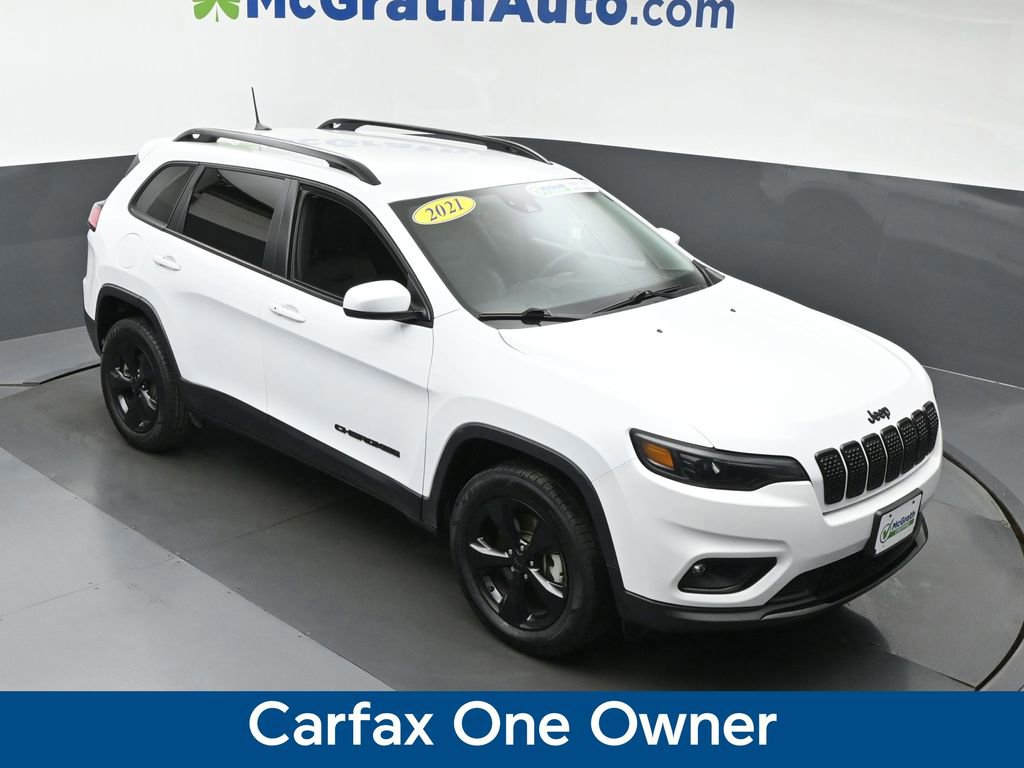 Used 2021 Jeep Cherokee Latitude Plus image 3