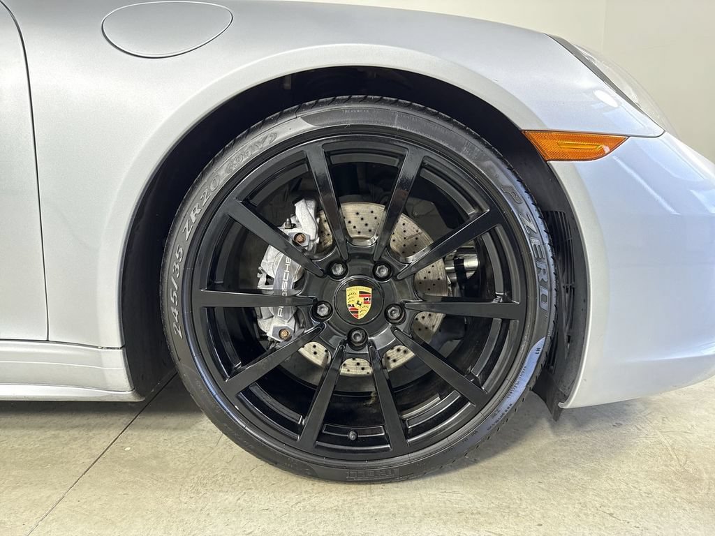 Certified 2017 Porsche 911 Carrera 4 AWD/4WD image 15