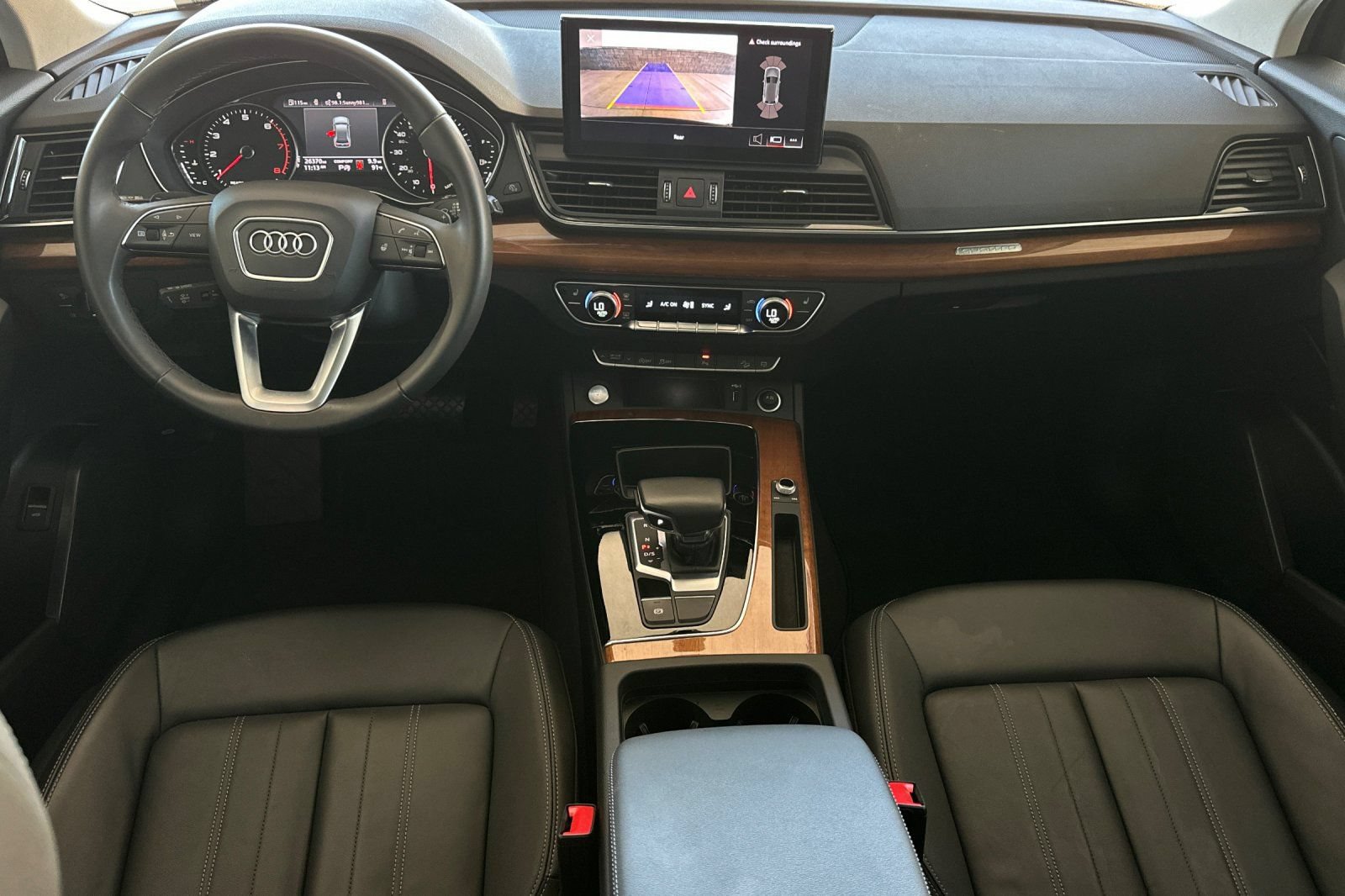 Used 2023 Audi Q5 2.0T Premium w/ Convenience Package AWD/4WD image 12