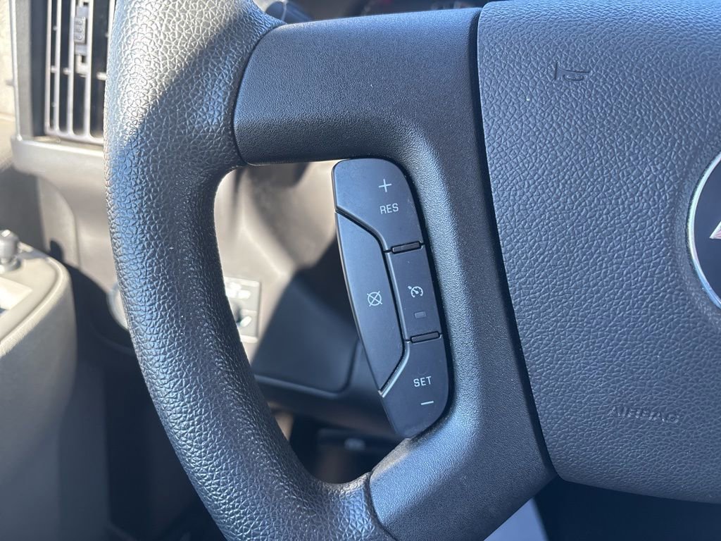 Used 2023 Chevrolet Express 2500 w/ Driver Convenience Package image 17