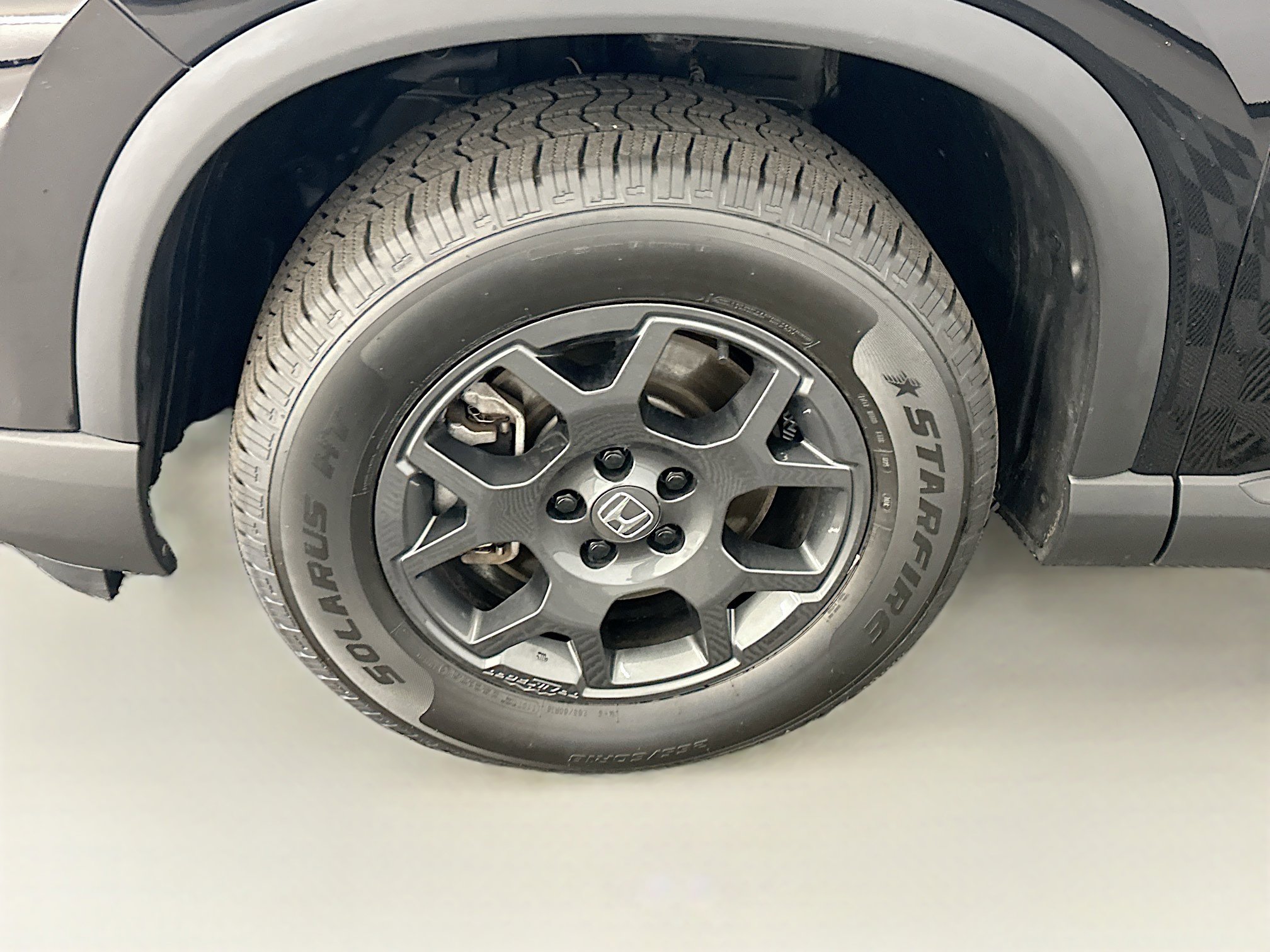 Used 2025 Honda Pilot TrailSport image 11