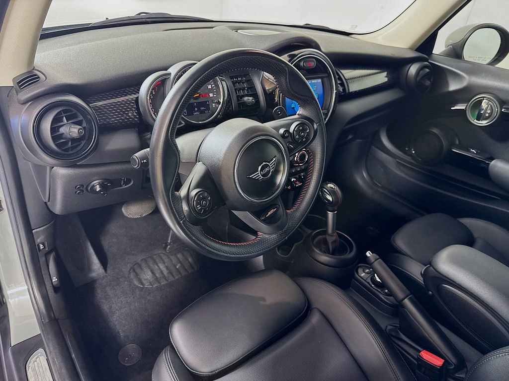 Used 2019 MINI Cooper S w/ Signature Upholstery Package image 10