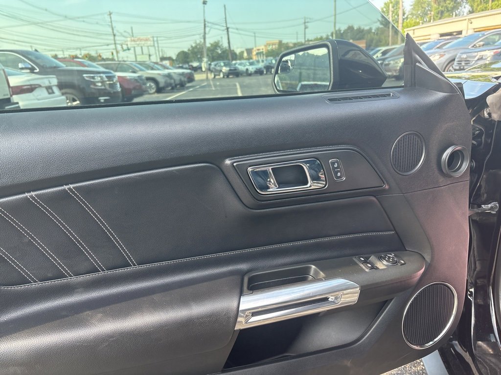 Used 2016 Ford Mustang GT Premium image 6