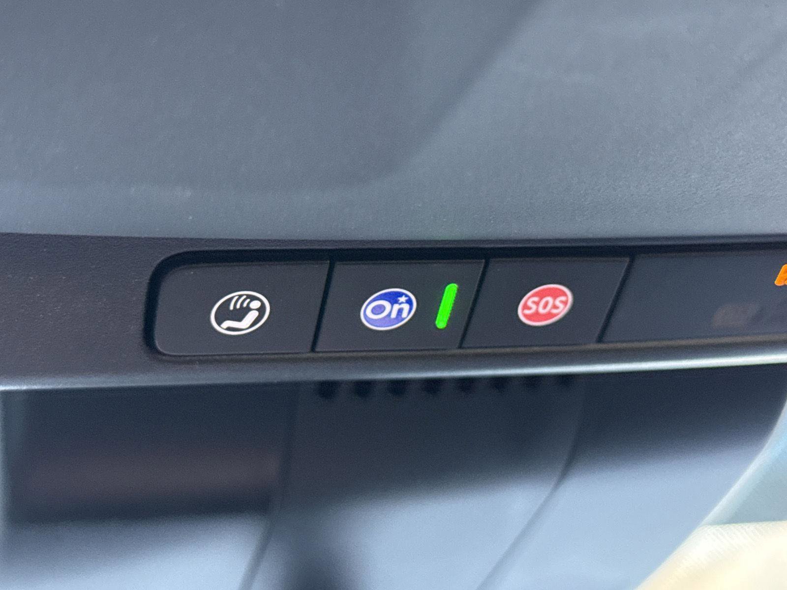 Used 2025 GMC Yukon AT4 w/ Premium Trailering Package image 25