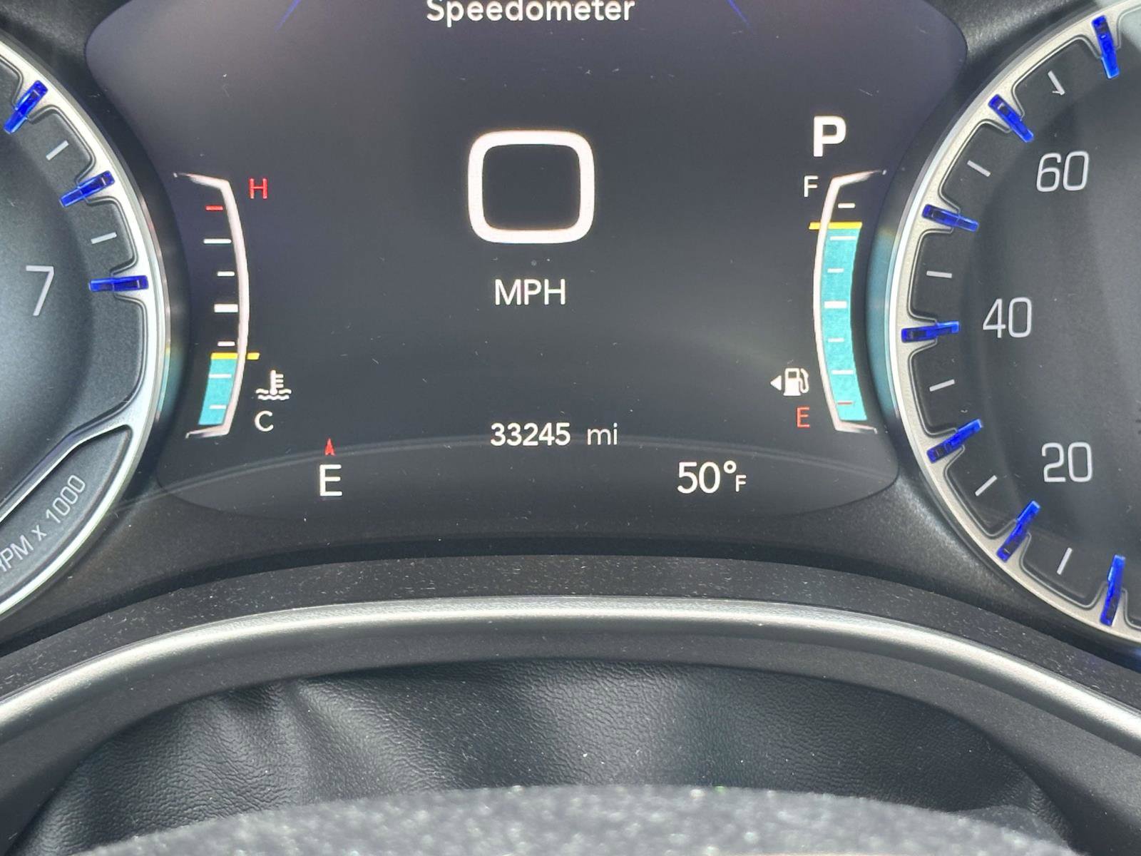 Used 2023 Chrysler Pacifica Touring-L image 21