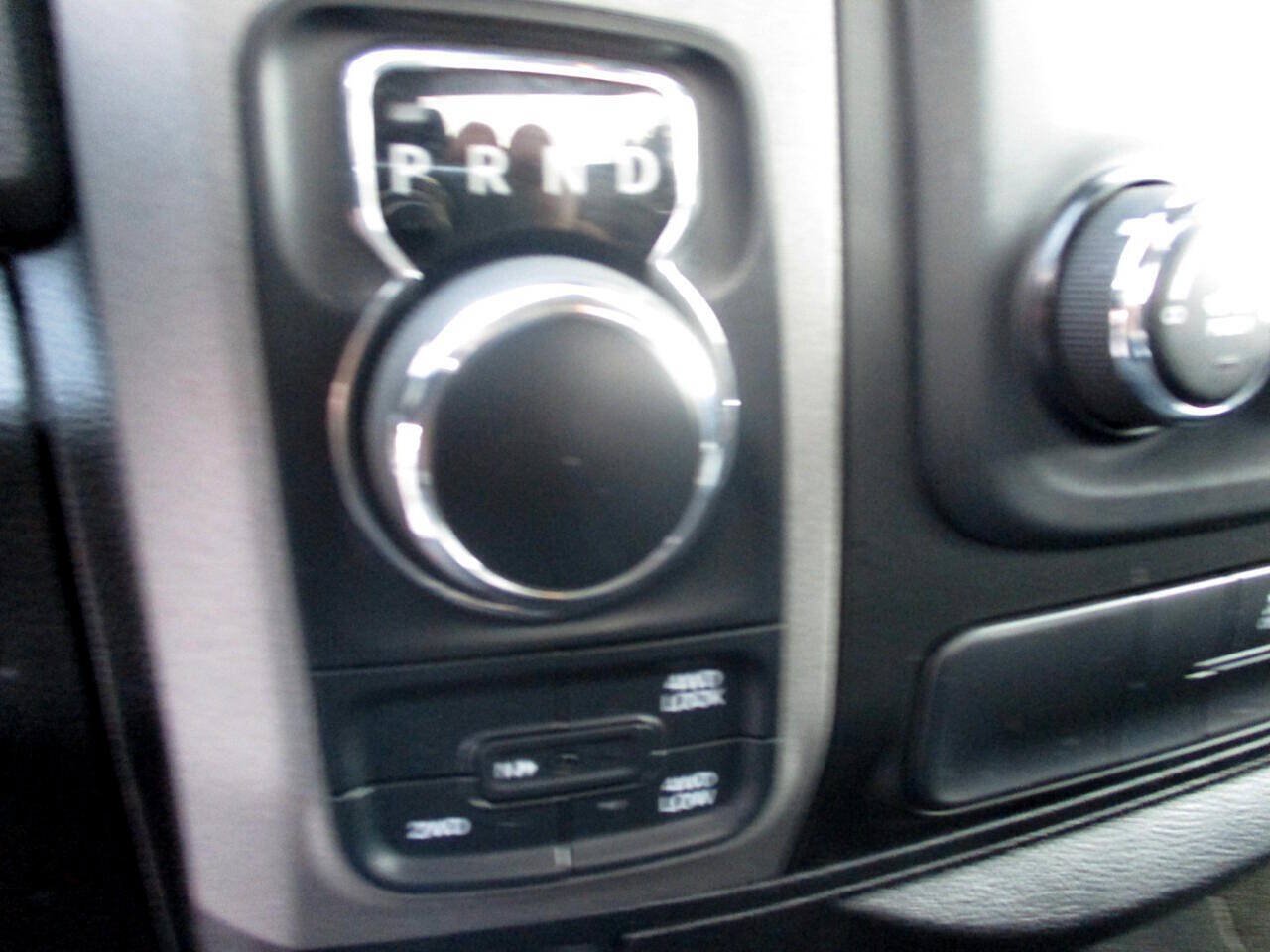 Used 2019 RAM 1500 ST w/ SXT Plus Group AWD/4WD image 6
