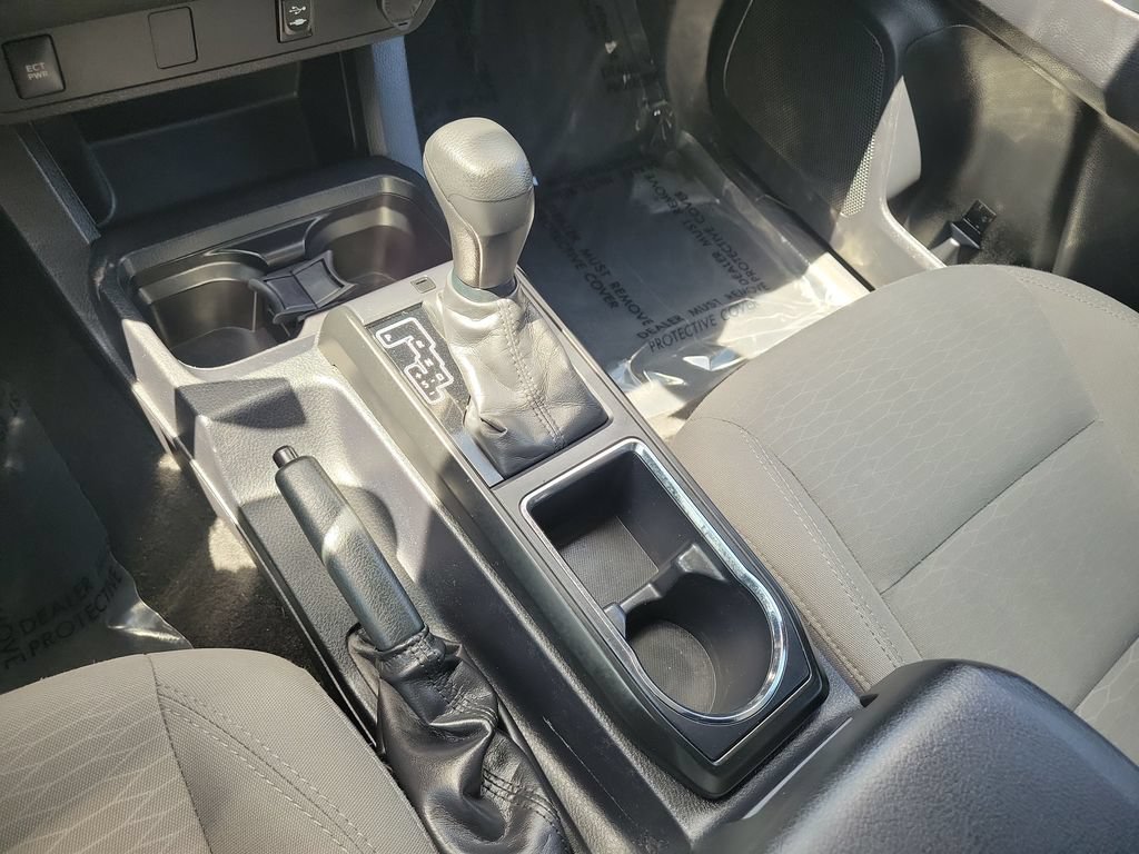 Used 2018 Toyota Tacoma SR w/ SR Convenience Package RWD image 18
