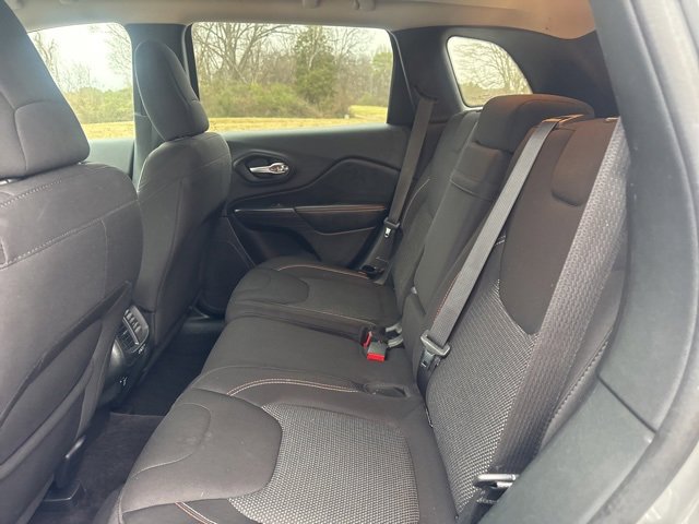 Used 2016 Jeep Cherokee 75th Anniversary image 13