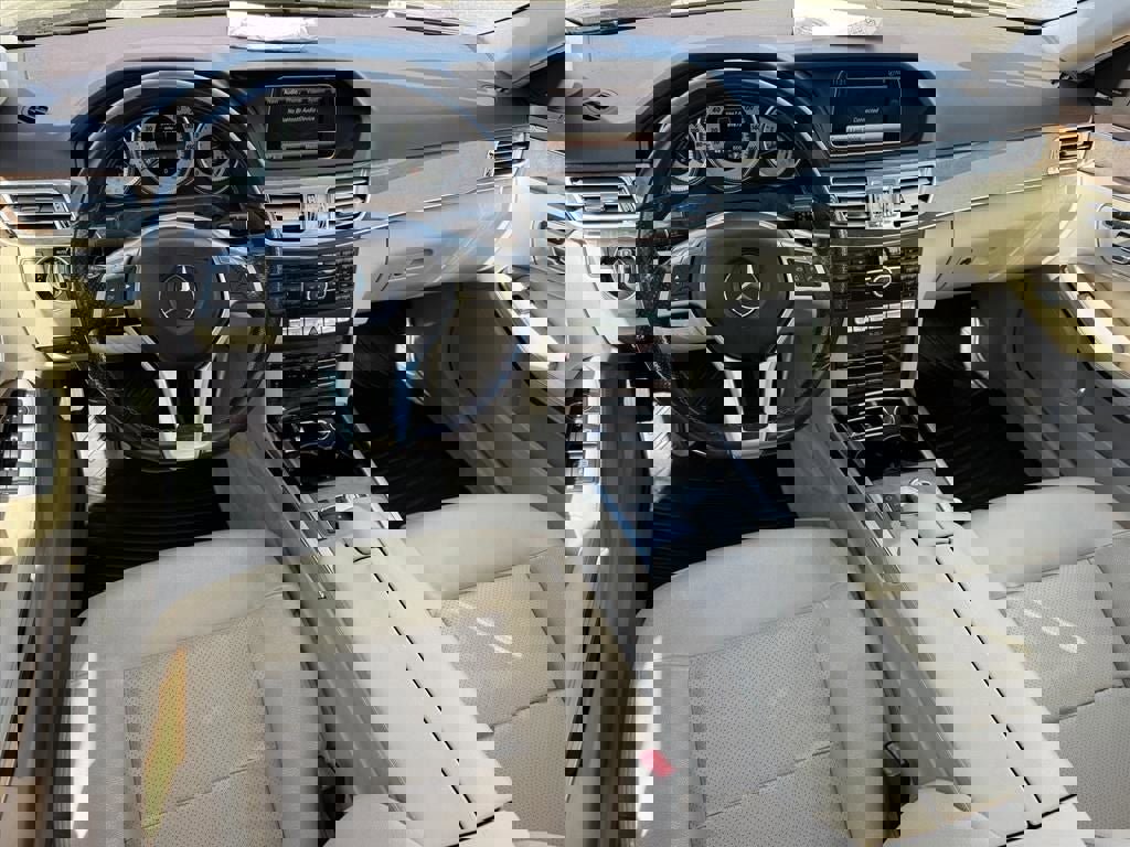 Used 2014 Mercedes-Benz E 350 4MATIC Sedan w/ Premium 1 Package image 12